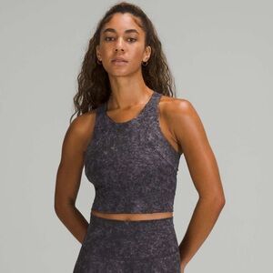 Lululemon Invigorate Training Tank Top
Denim Wash Print Dusky Lavender Black